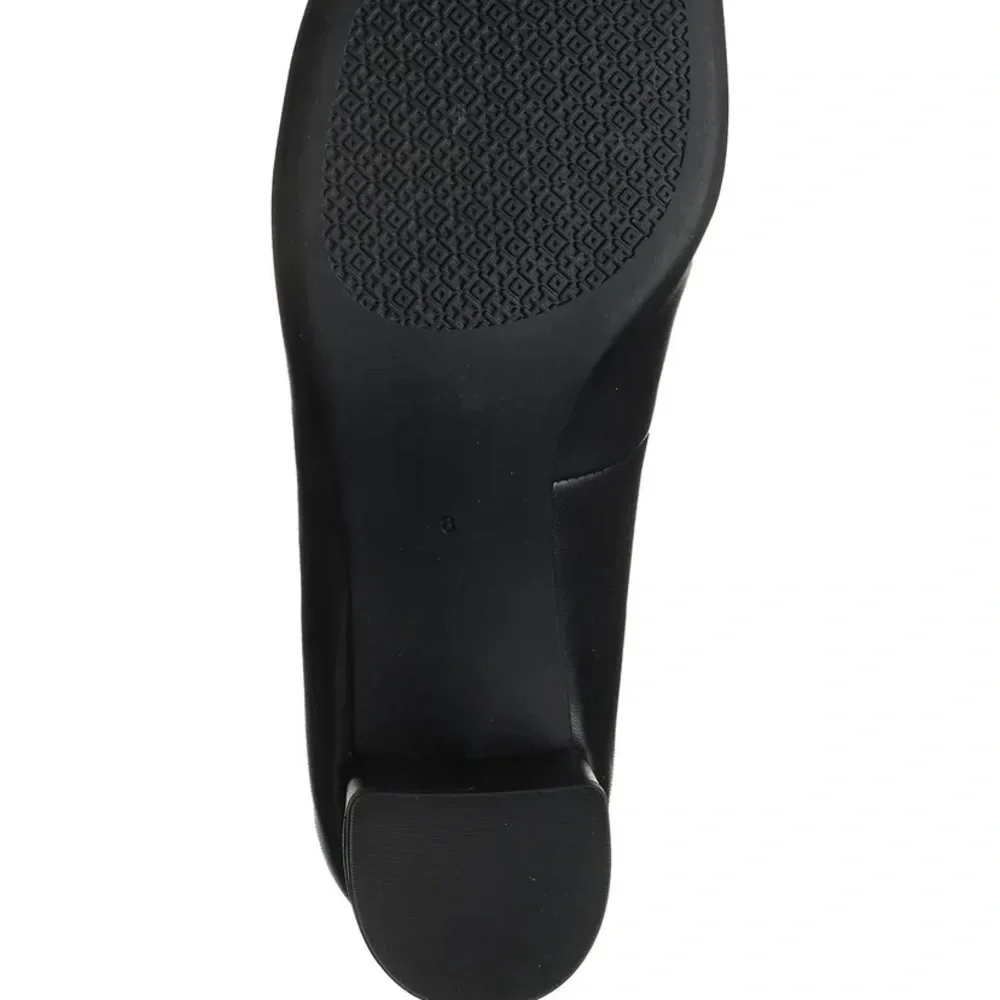 New TORY BURCH Benton Logo Medallion Pump NIB - Picture 13 of 13